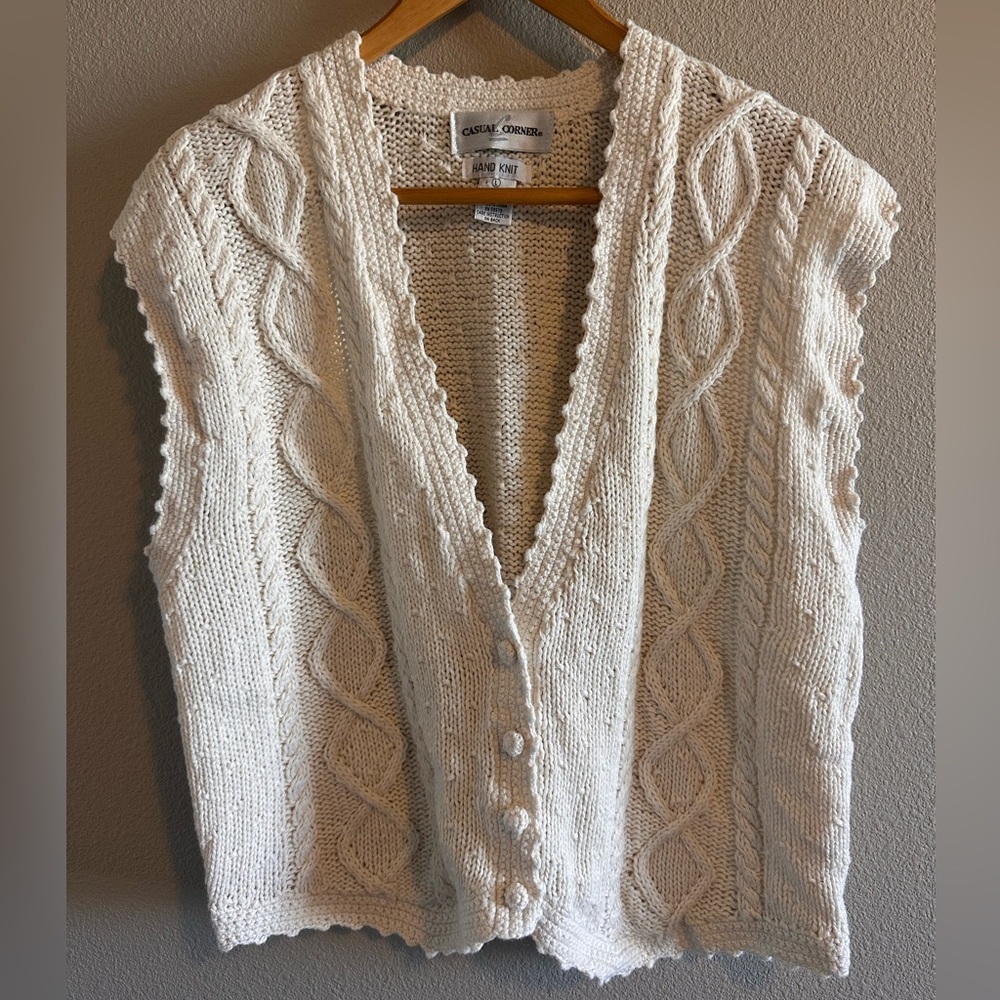 Vintage Handknit Casual Corner Cream Cable-Knit Button Front Sweater Vest